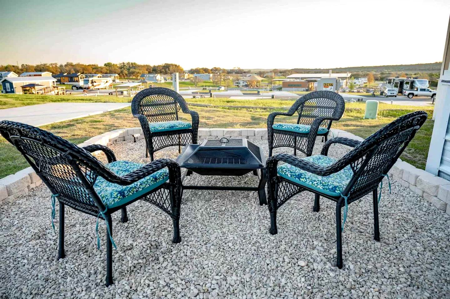 Hill Country Tiny Home Retreat with Resort Amenities Near Fredericksburg, TX