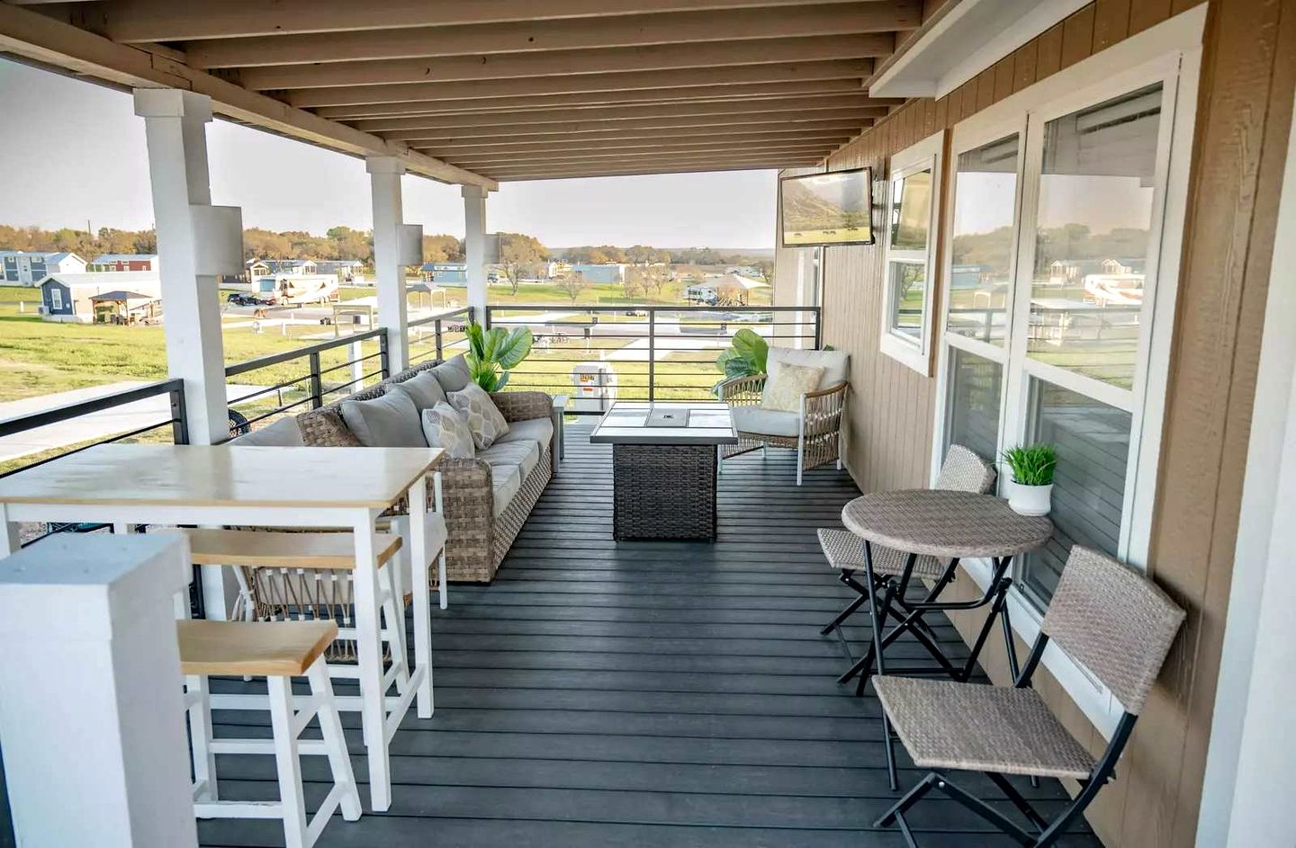 Hill Country Tiny Home Retreat with Resort Amenities Near Fredericksburg, TX