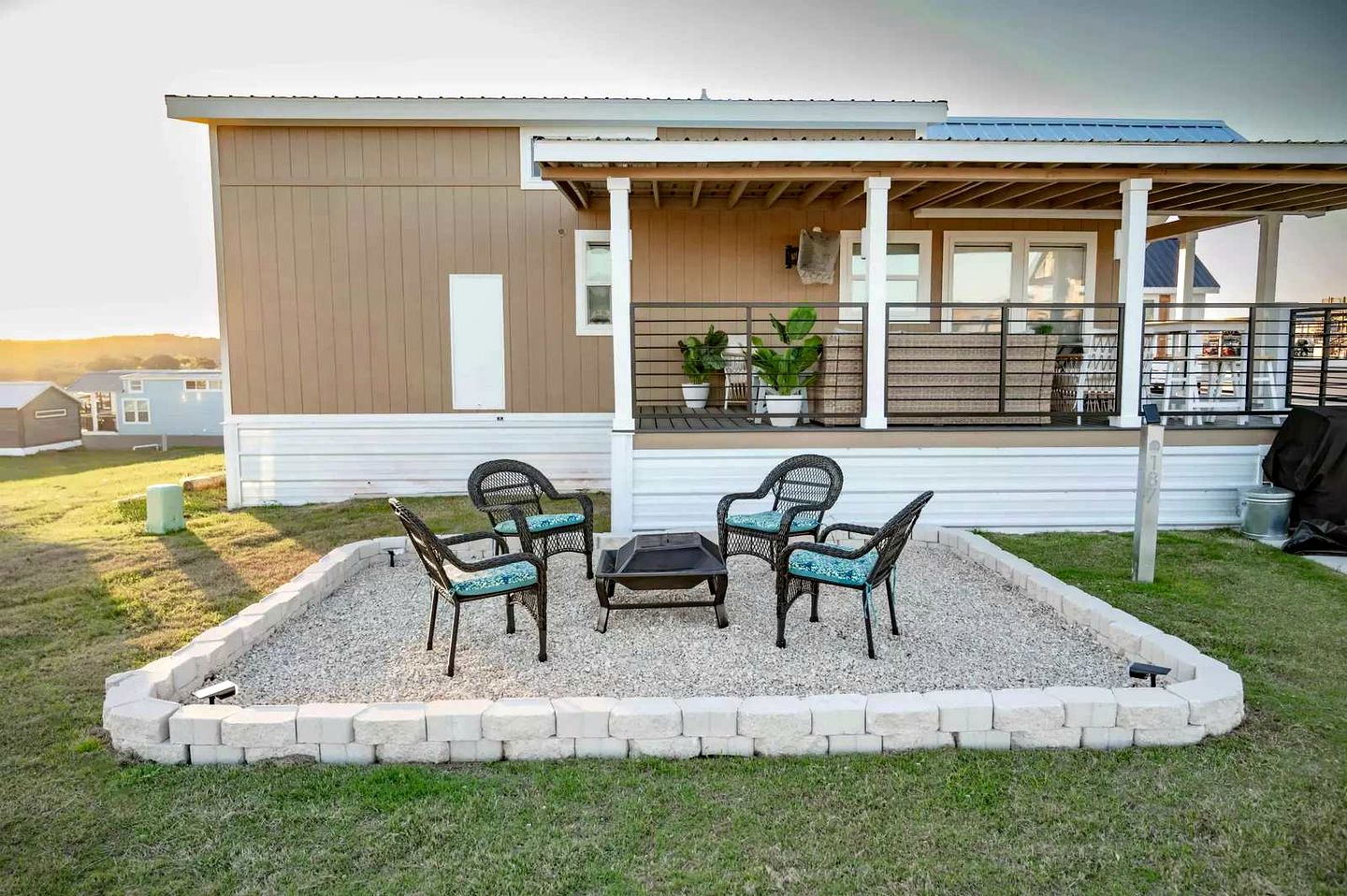 Hill Country Tiny Home Retreat with Resort Amenities Near Fredericksburg, TX