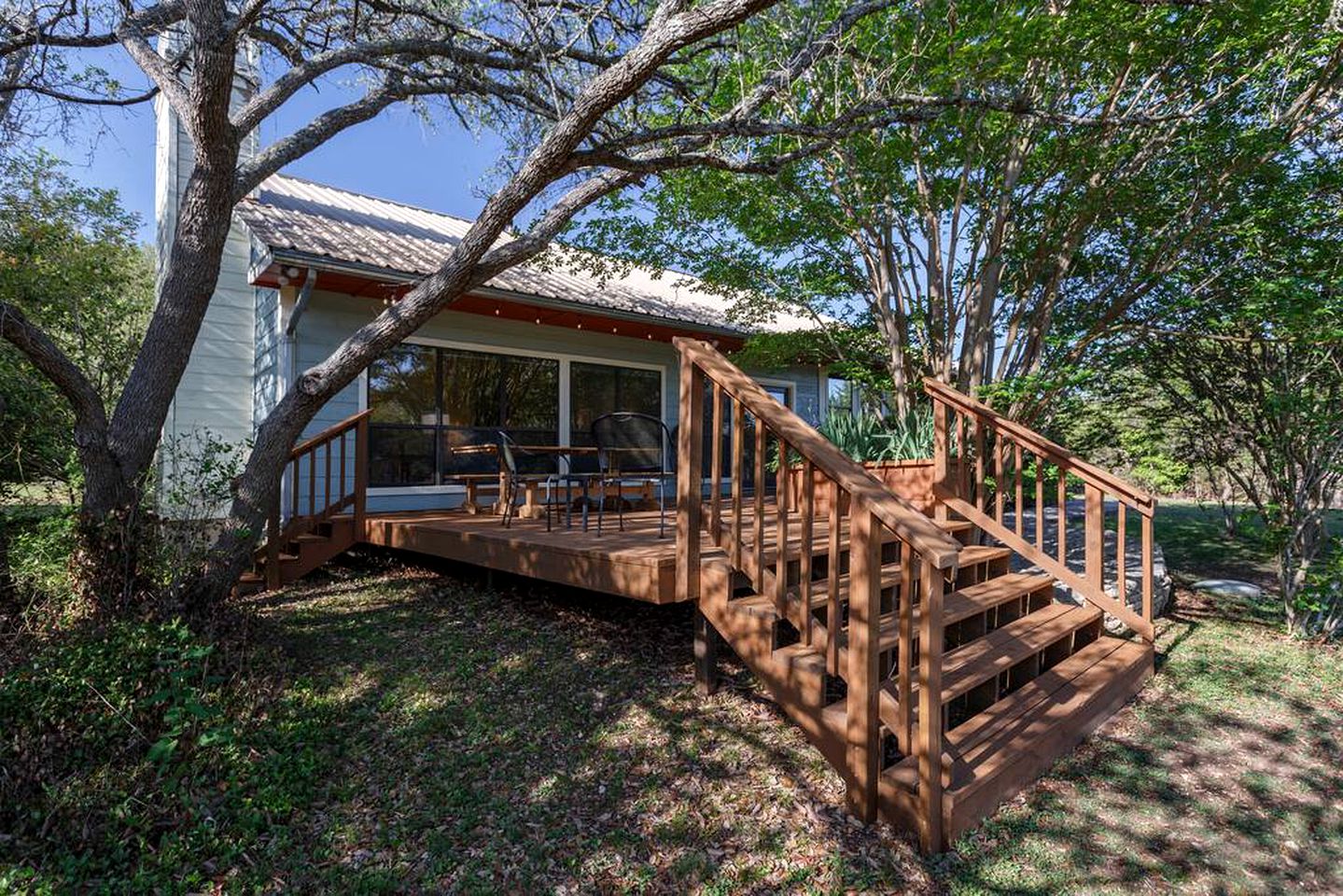 Spacious Hill Country Home Along the Banks of Smith Creek