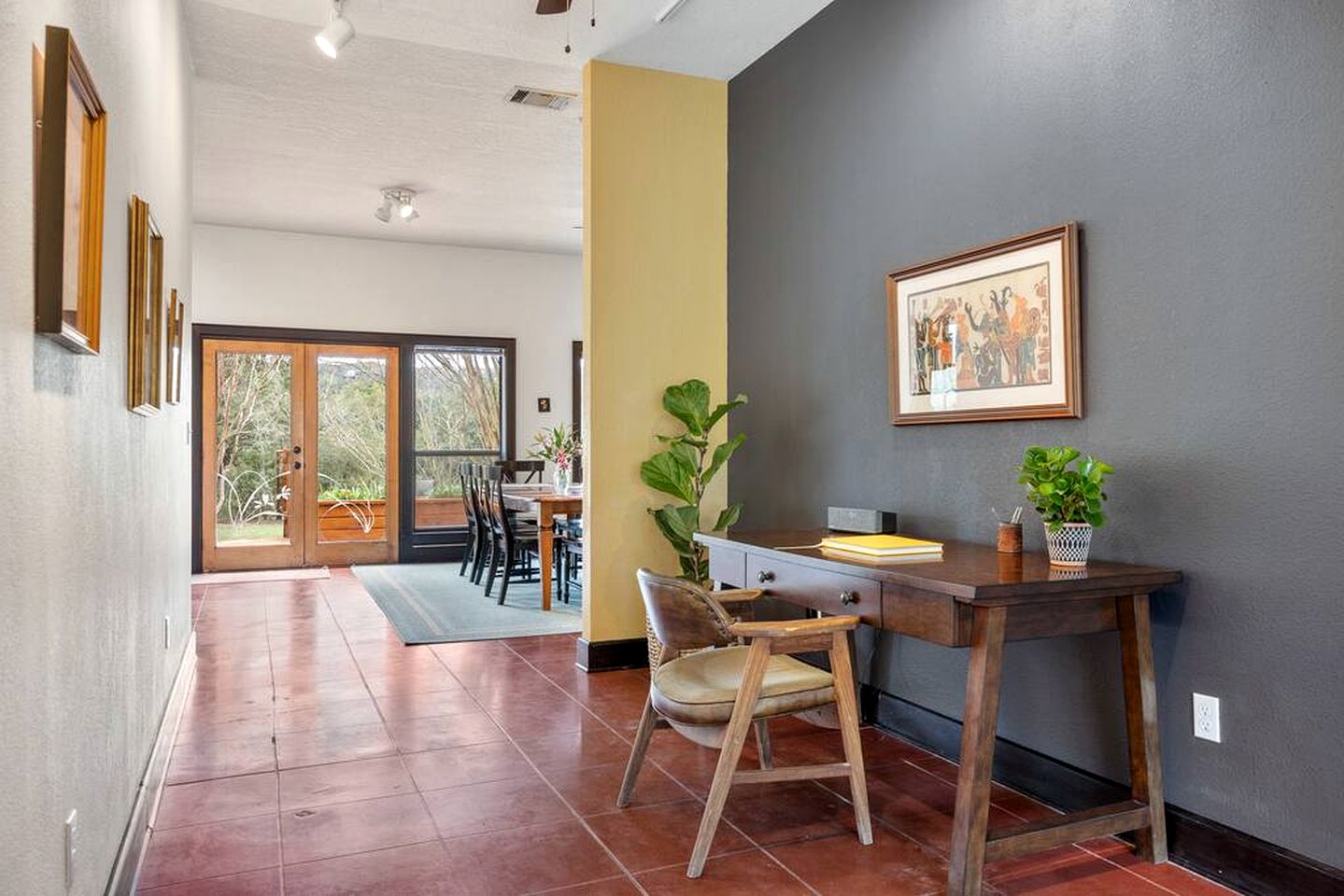 Spacious Hill Country Home Along the Banks of Smith Creek