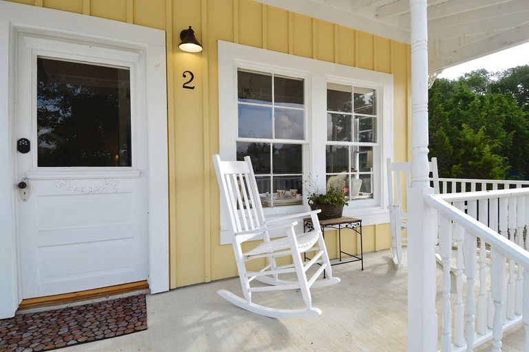 Cottages (United States of America, Fischer, Texas)