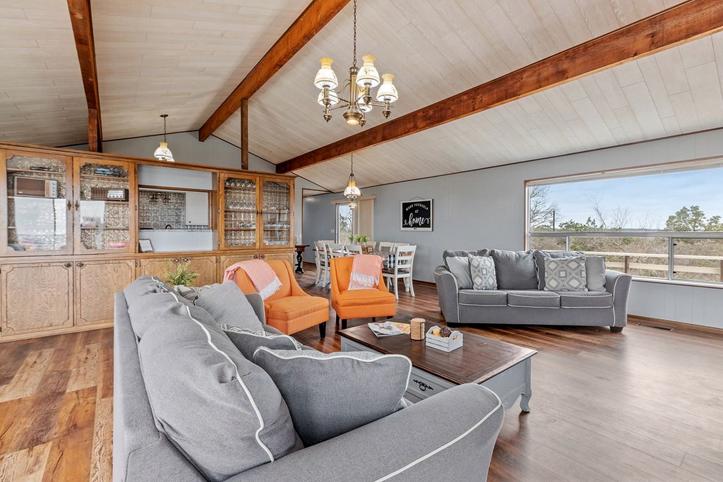 Stunning Modern Cottage with Spa and Outdoor Living Space in Fredericksburg, Texas