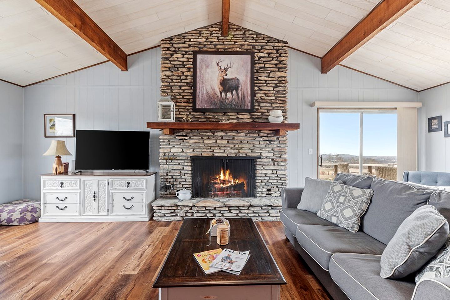 Stunning Modern Cottage with Spa and Outdoor Living Space in Fredericksburg, Texas