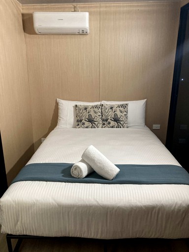 Vacation Rentals (Australia, --, --)