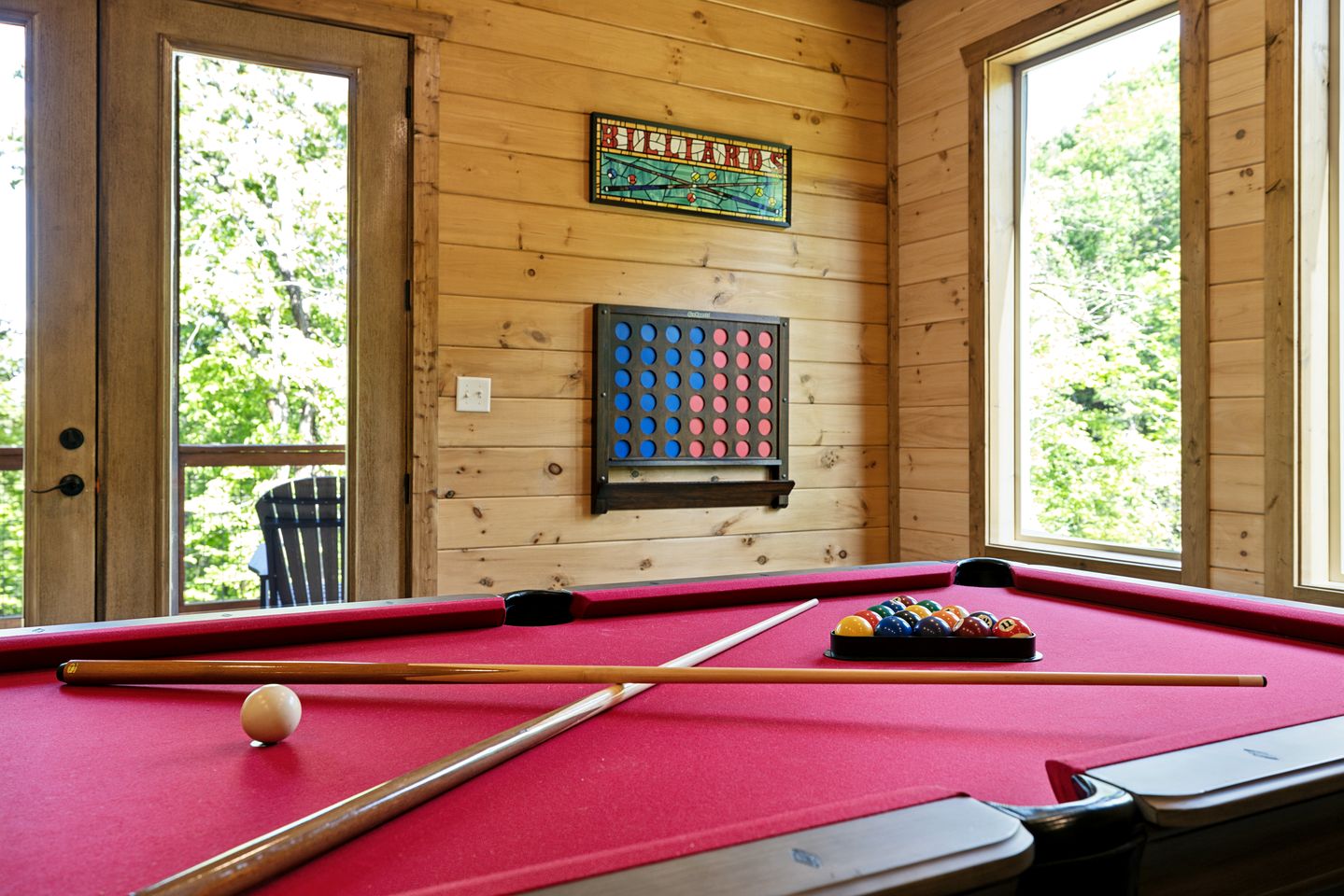 Charming Cabin with Indoor Pool and Balcony in Sevierville, Tennessee