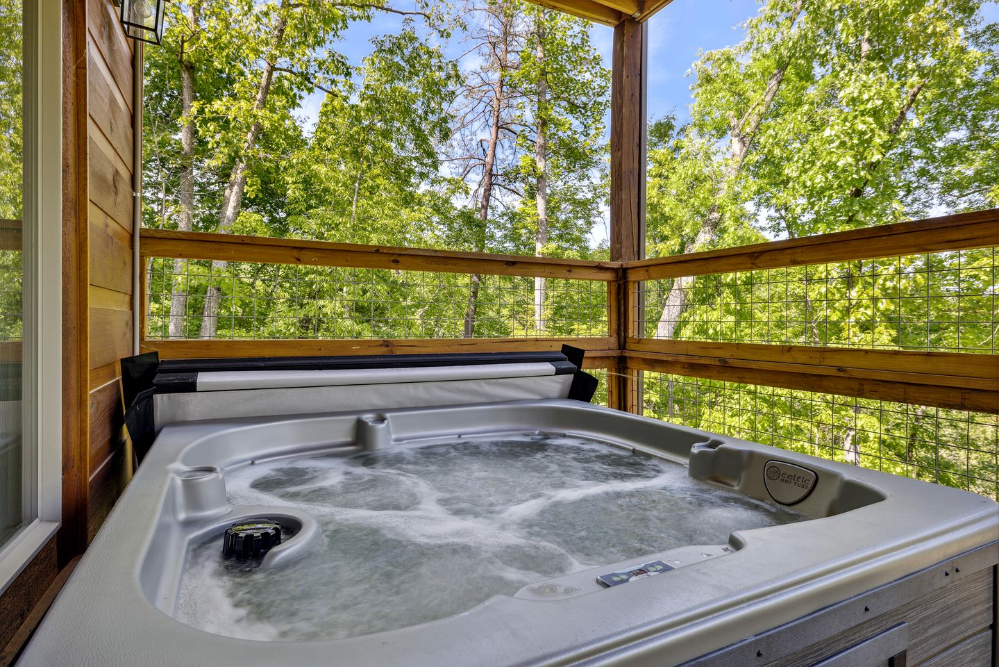 Charming Cabin with Indoor Pool and Balcony in Sevierville, Tennessee