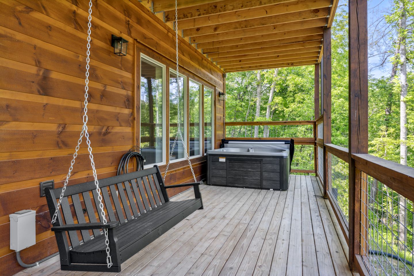 Charming Cabin with Indoor Pool and Balcony in Sevierville, Tennessee