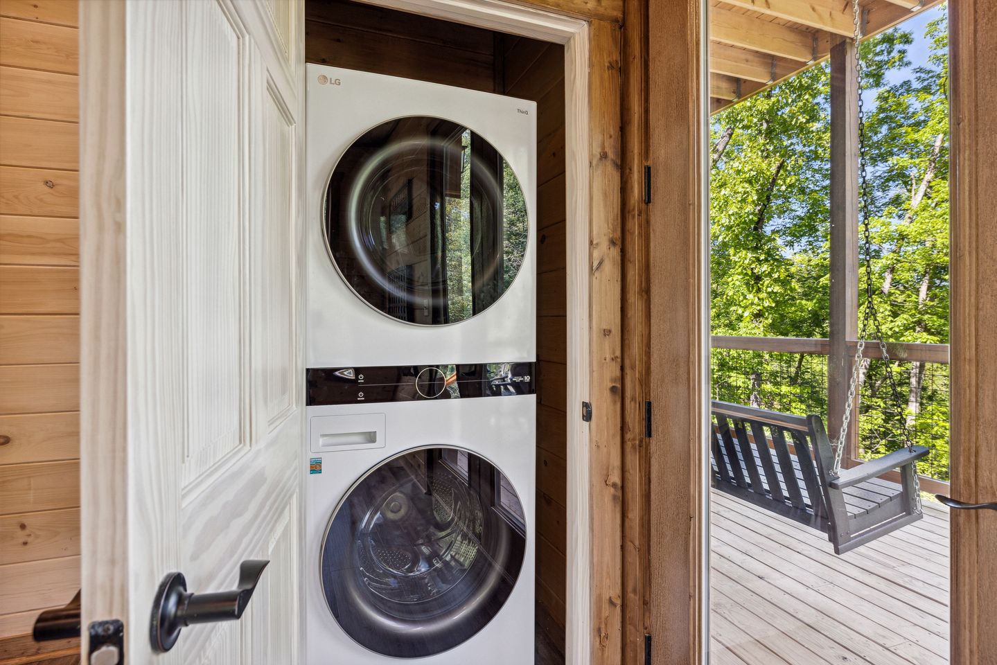 Charming Cabin with Indoor Pool and Balcony in Sevierville, Tennessee