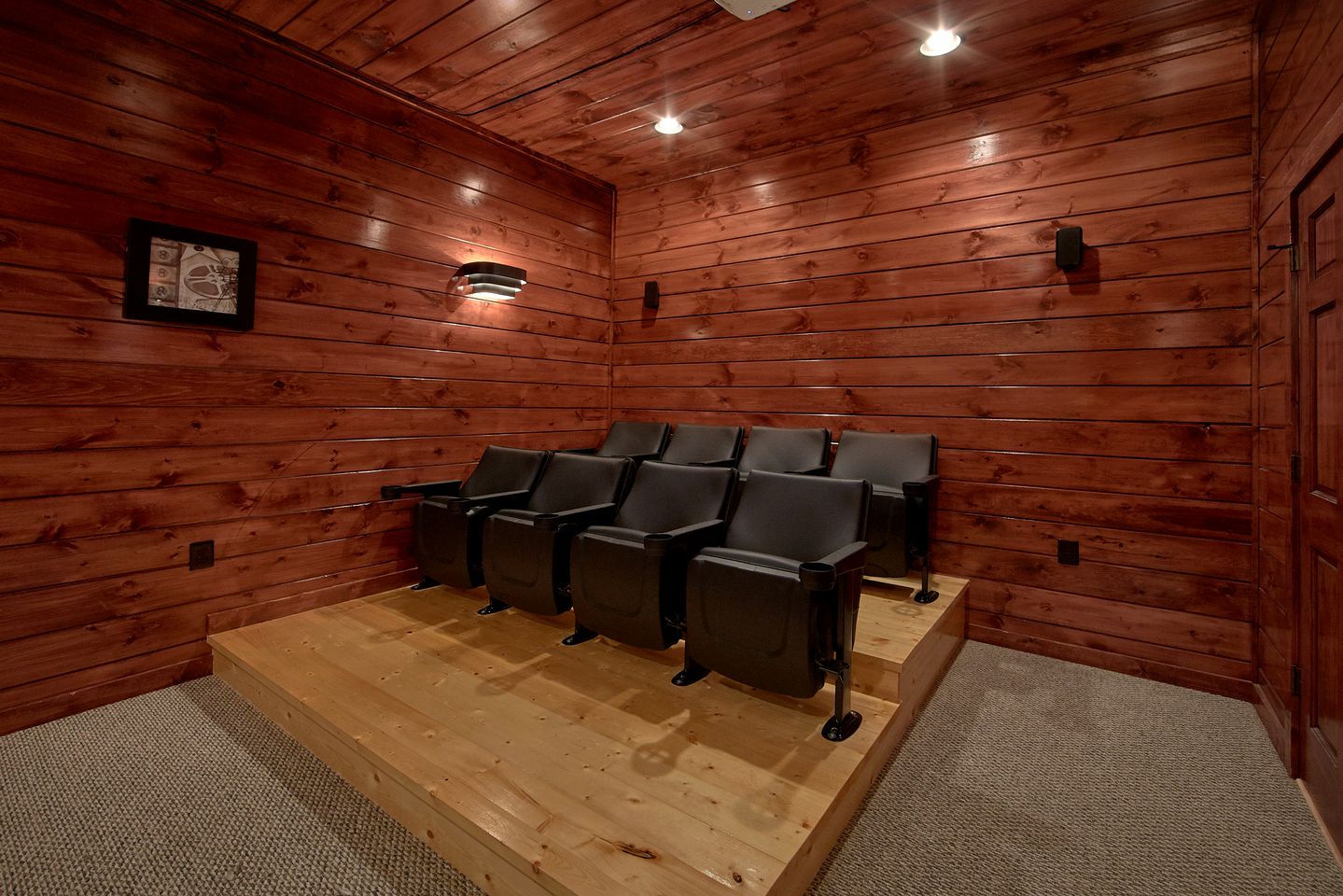 Peaceful Cabin Rental with Amazing Views of the Great Smokies for a Family Getaway in Tennessee