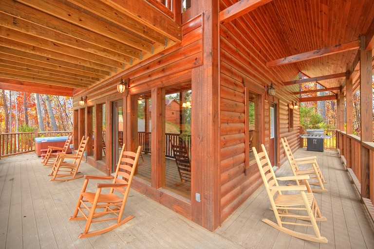 Cabins (United States, Gatlinburg, Tennessee)