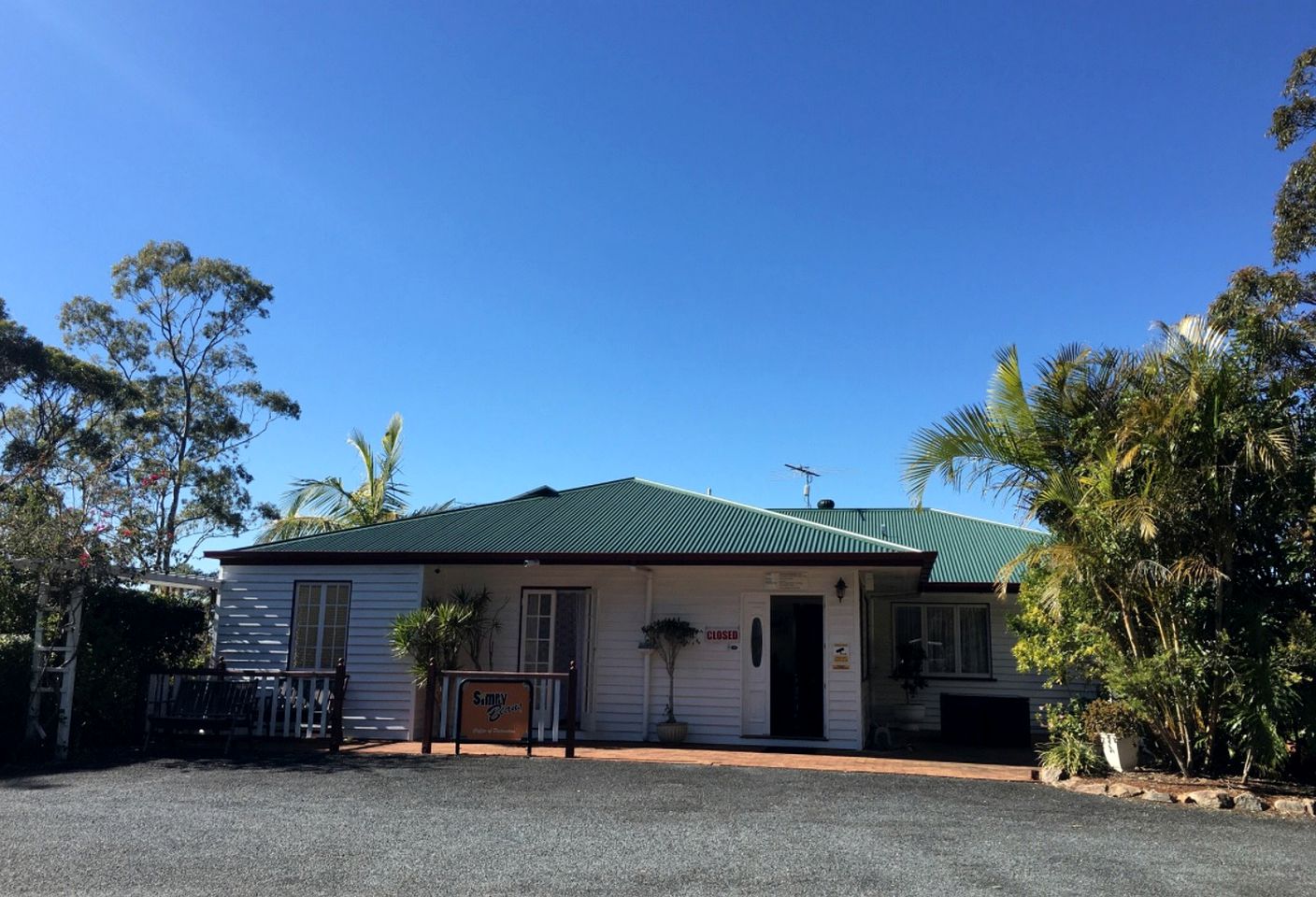 Holiday Room Rental near Tamborine National Park in Queensland