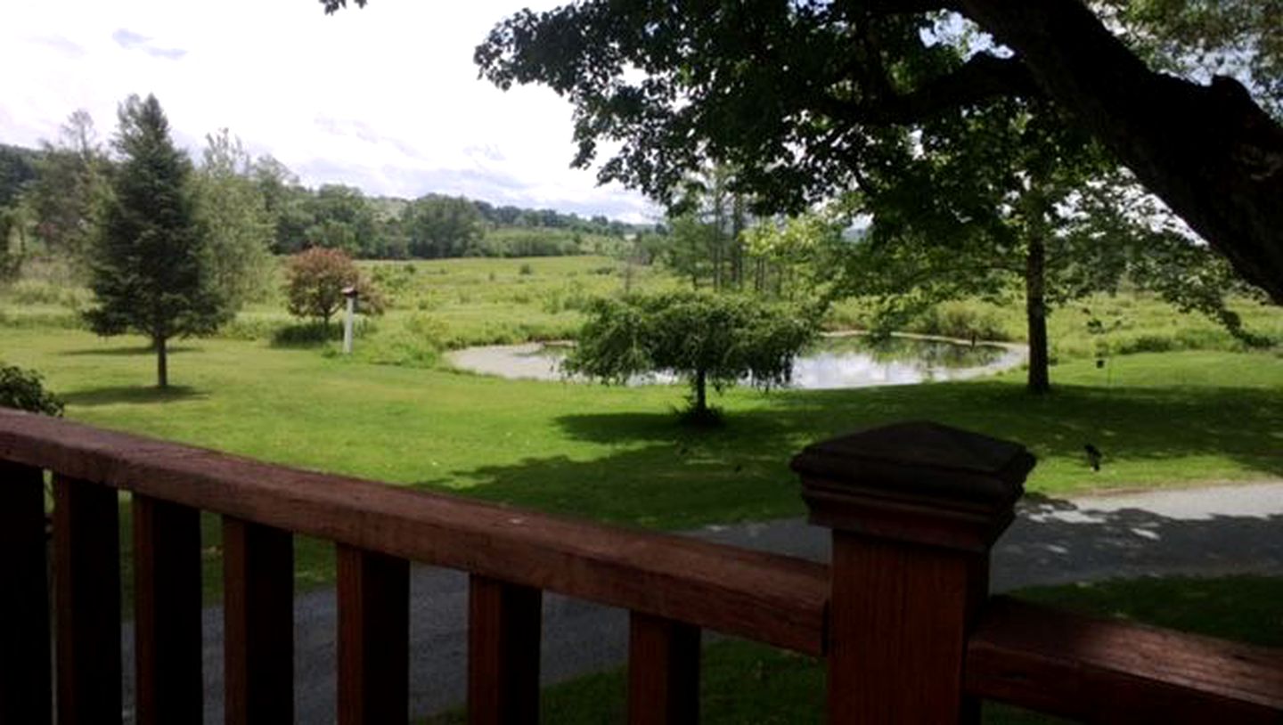 Enchanting Secluded Cabin Rental near Salem, New York