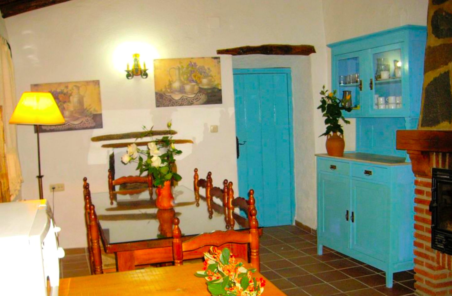 Pet-Friendly Cottage Rental with Swimming Pool Access in Extremadura, Spain