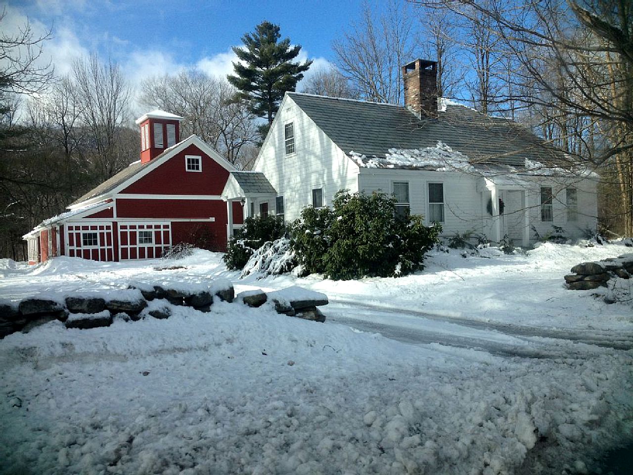 Historic Glamping Farmhouse in West Townshend, Vermont