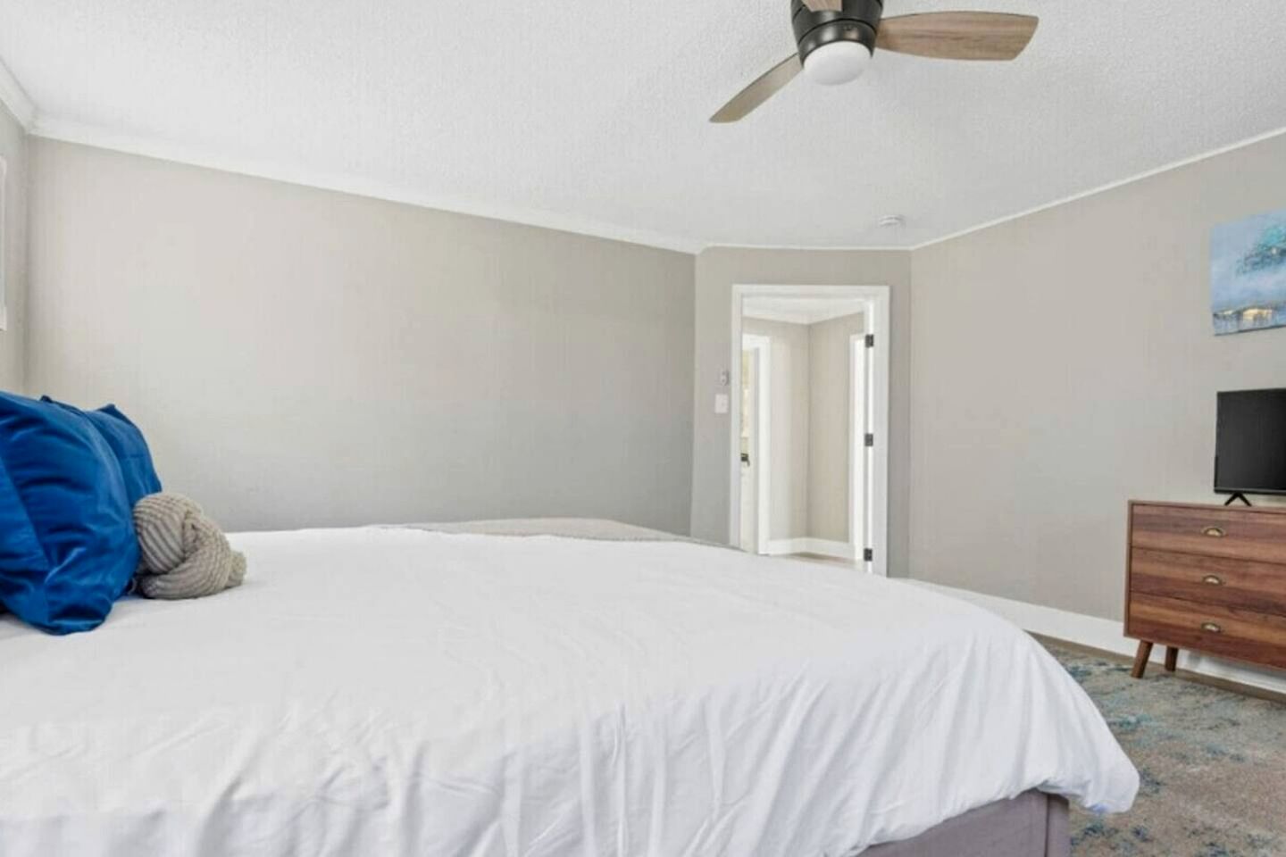 Beautifully Restored Getaway, Perfect for Groups and Relaxing Stays in Hot Springs, Arkansas