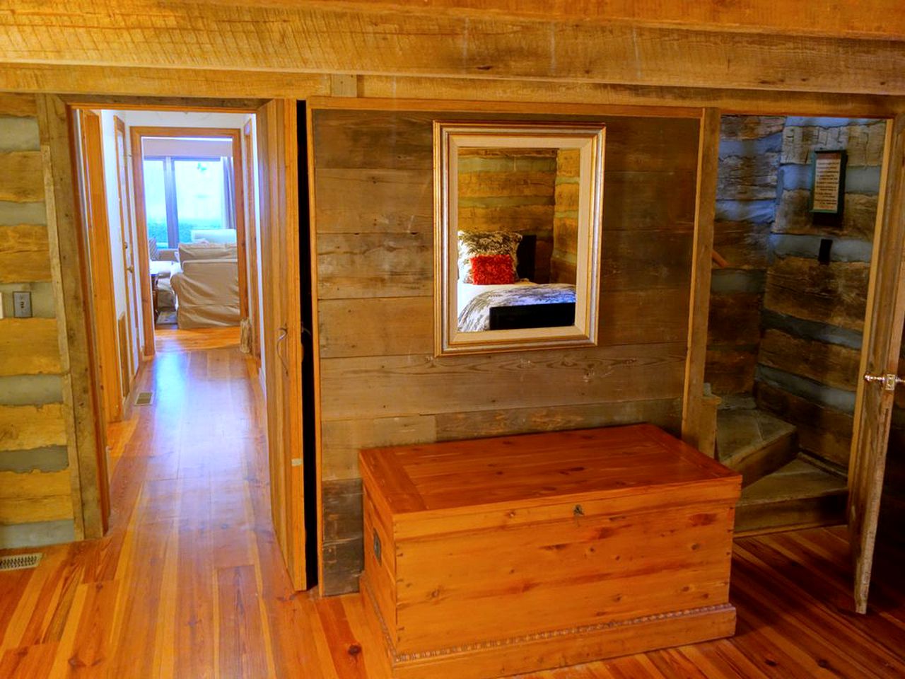 Secluded Cabin Nestled in the Woodlands of Meadows of Dan, Virginia