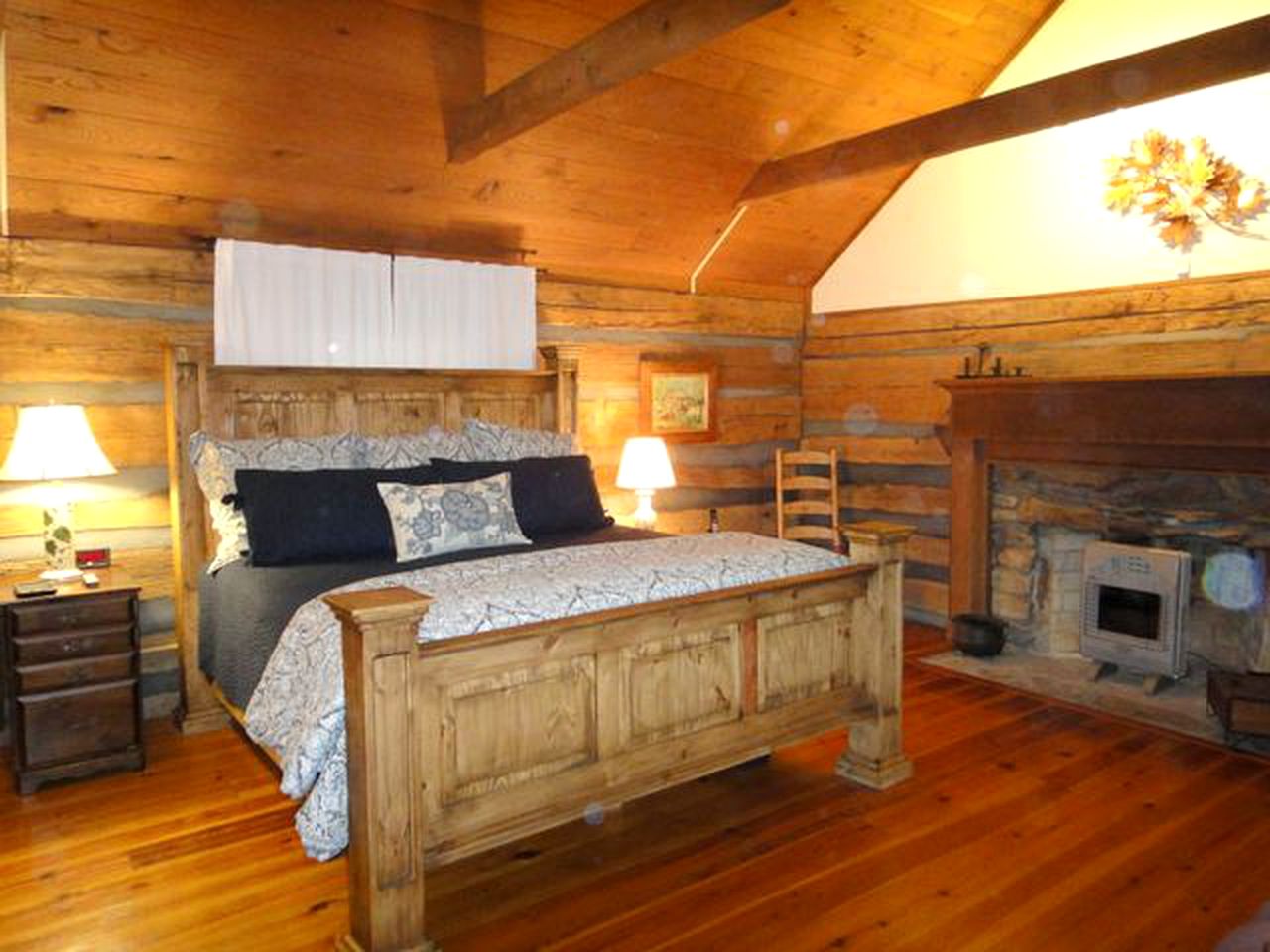 Secluded Cabin Nestled in the Woodlands of Meadows of Dan, Virginia