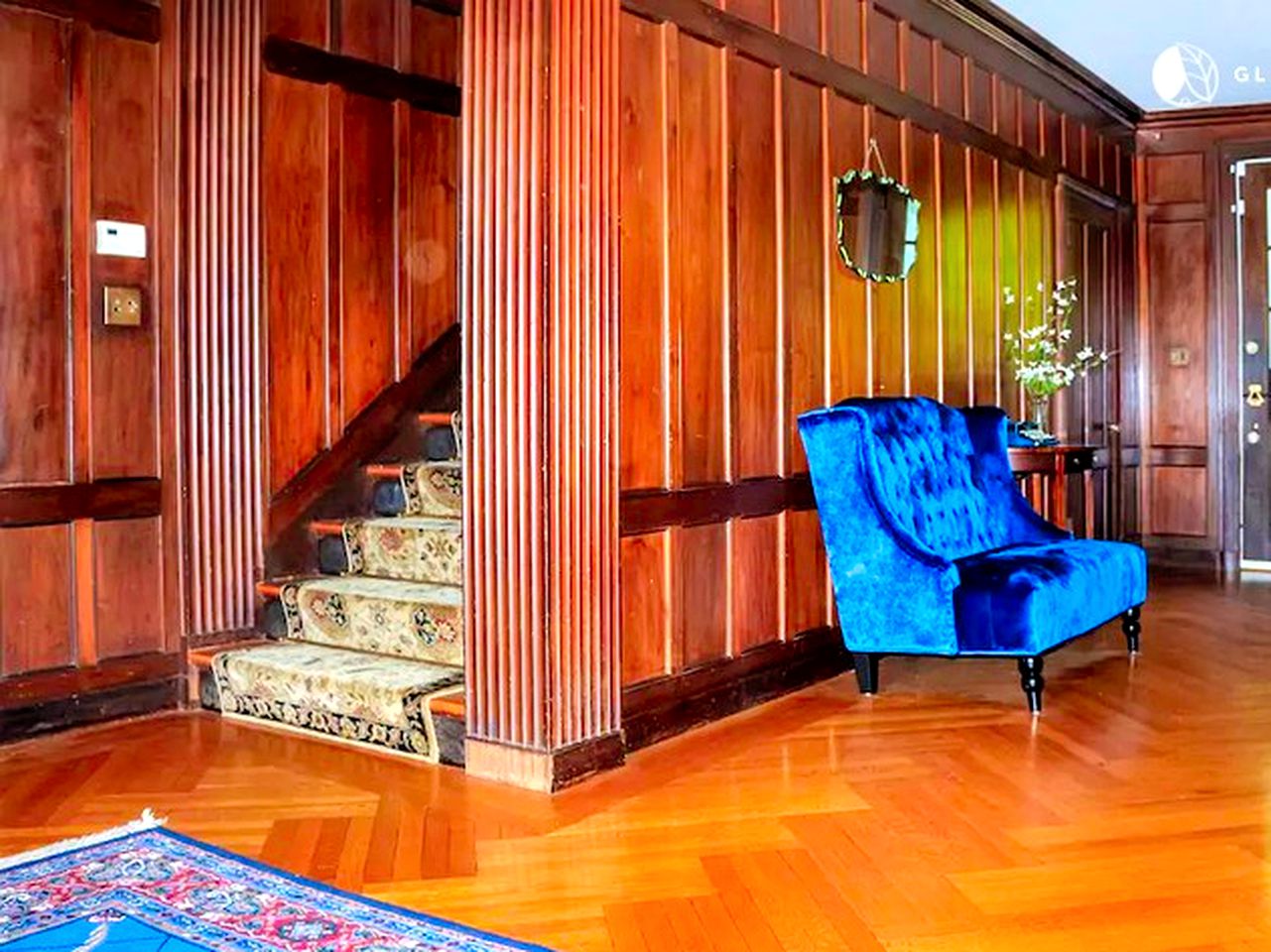 Historic and Spacious Mansion with Expansive Lawn for a Group Getaway near Hartford, Connecticut