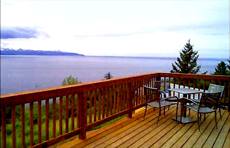 Cabooses (Homer, Alaska, United States)