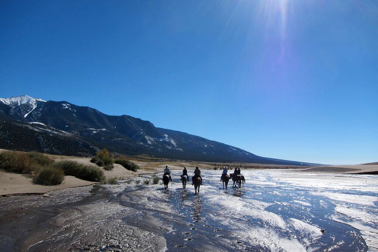 Nature Lodges (Mosca, Colorado, United States)