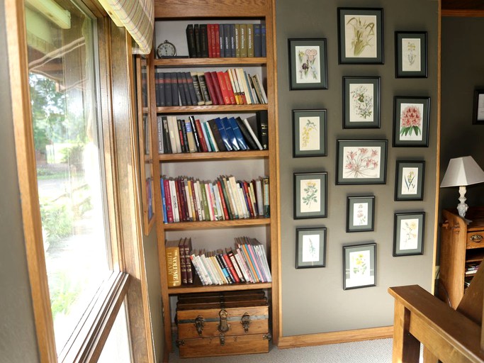 Cabins (Coloma, Wisconsin, United States)