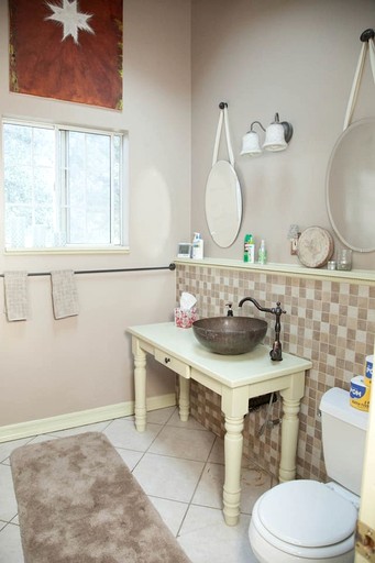 Cabins (United States of America, Palomar Mountain, California)