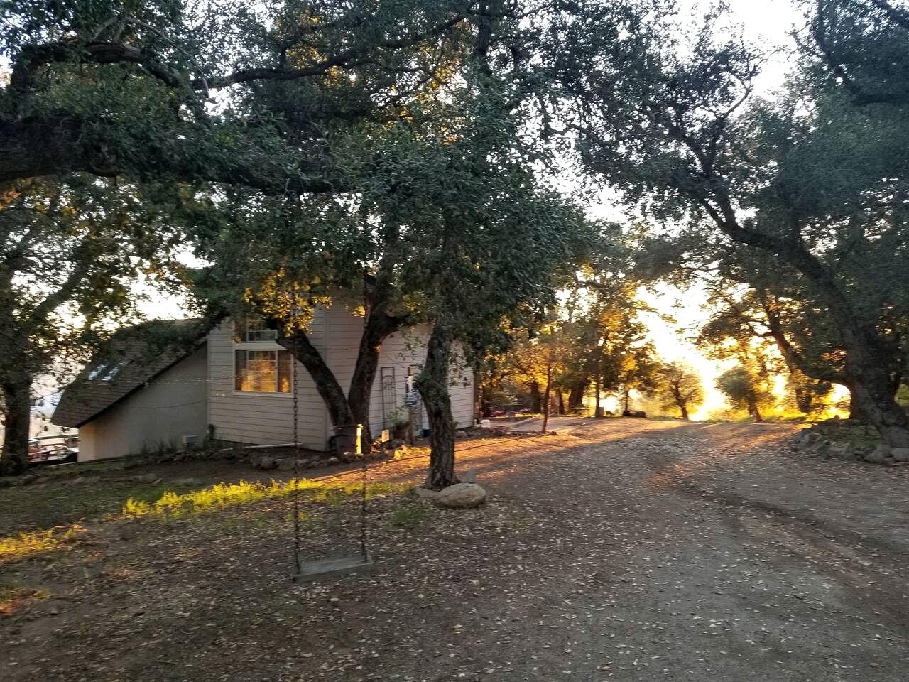 Rustic Mountain Lodge with Ocean Views near Palomar Observatory, Palomar Mountain CA