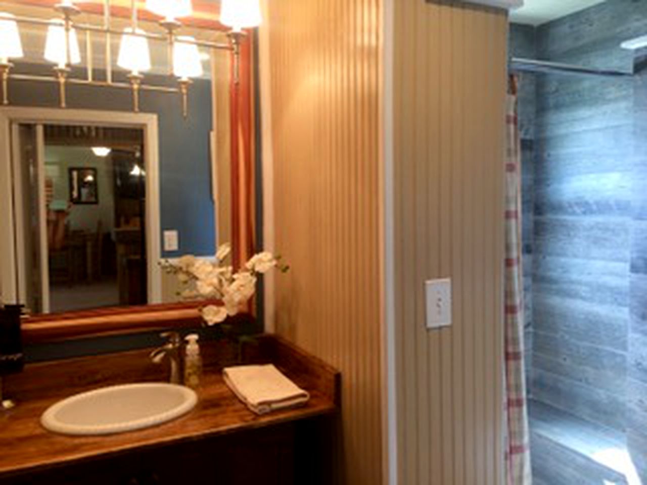 Historic Schoolhouse Vacation Rental for Weekend Getaway in Azle, Texas