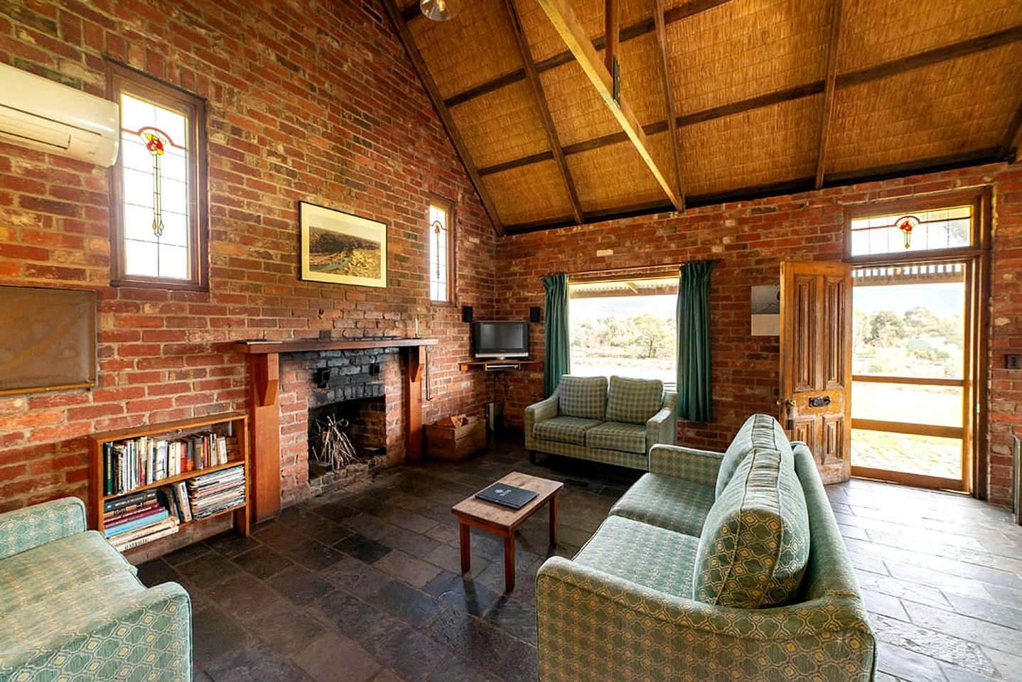 WheelchairAccessible Cottage Halls Gap, Victoria Glamping Hub