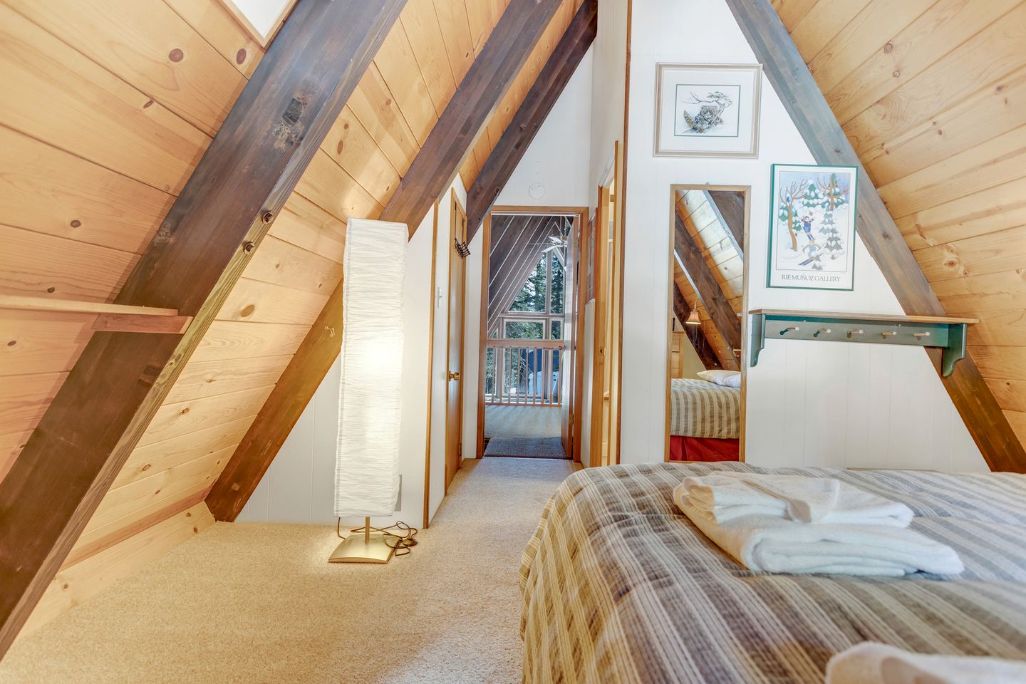 Unique A-Frame Accommodation with Breathtaking Views in Bear Valley, CA