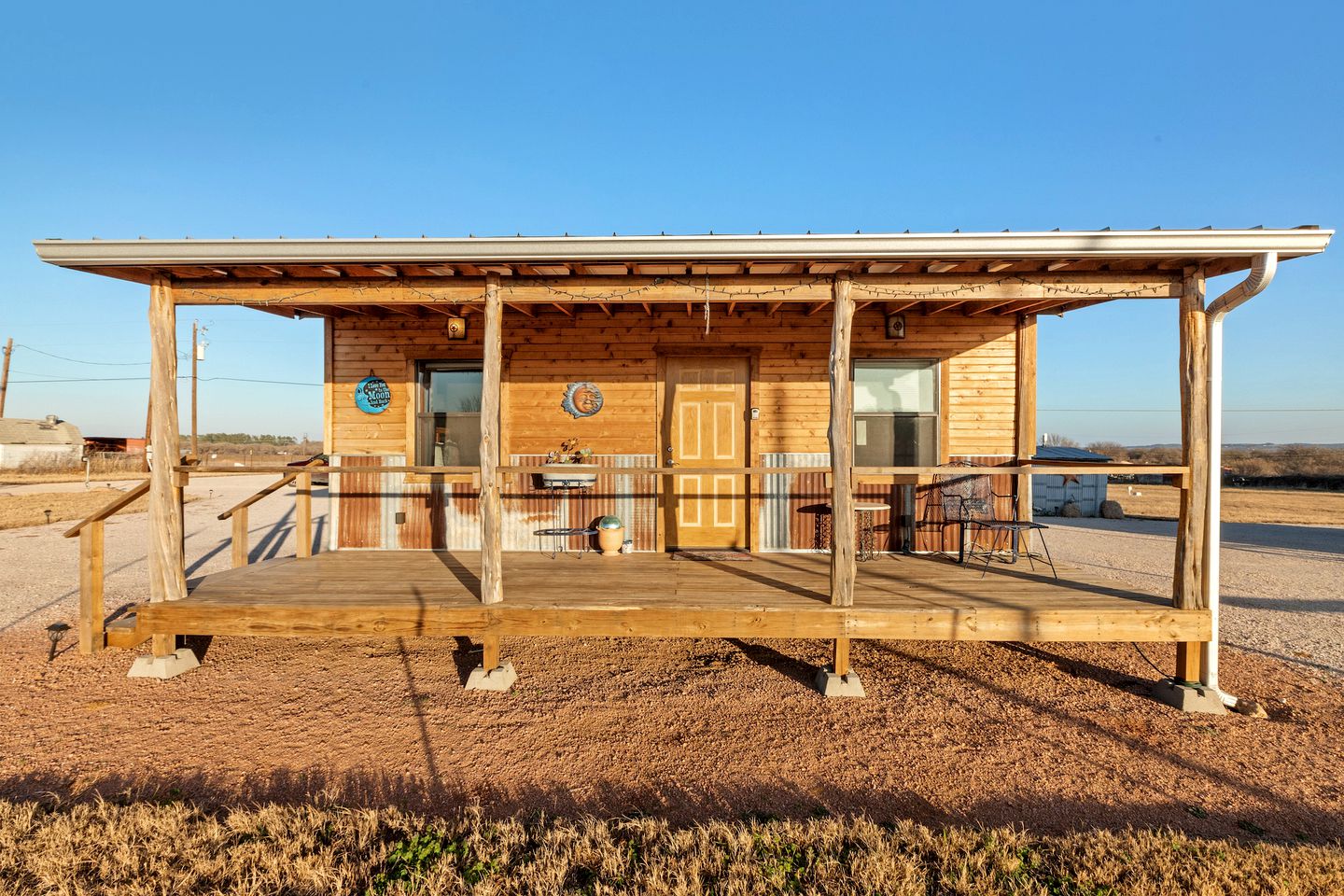 Unique Cabin Perfect for Stargazing in Texas Wine Country in Downtown Fredericksburg