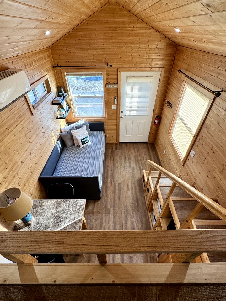 Charming Tiny Home Retreat with Lodge Amenities Near Ocean Beaches, Lincoln County, OR