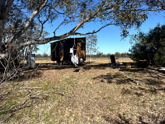 Vacation Rentals (Australia, --, --)