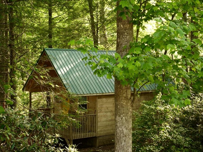Cabins (United States of America, Cosby, Tennessee)