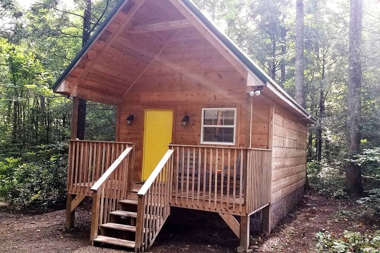 Cabins (United States of America, Cosby, Tennessee)