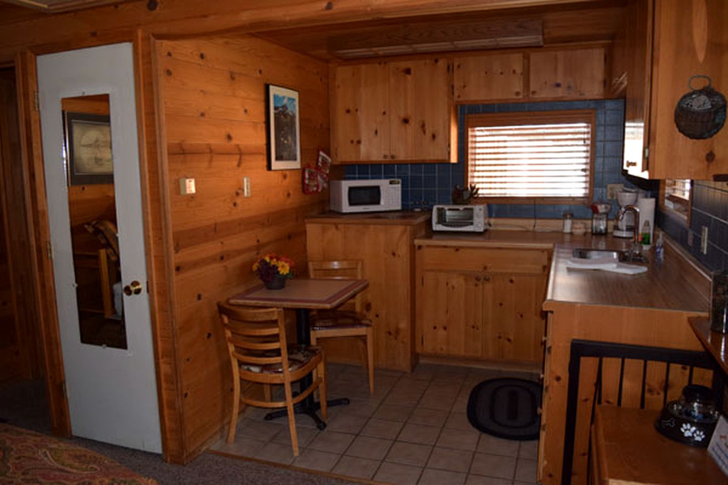 Idyllic Cabin Rental with a Fireplace near Heavenly Mountain Resort in California