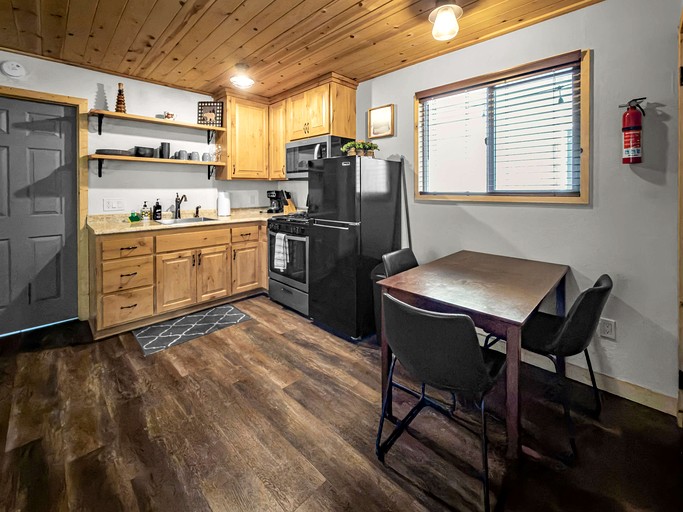 Cabins (United States of America, Big Bear, California)