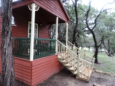 Cozy and Comfortable Cabin Rental Just 15 Minutes from San Antonio, Texas - Photo 3