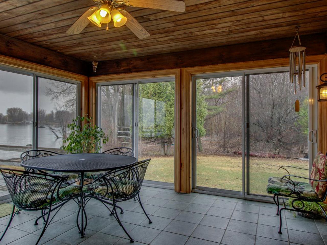 Luxury Lakeside Rental for Large Groups in North Hero, Vermont