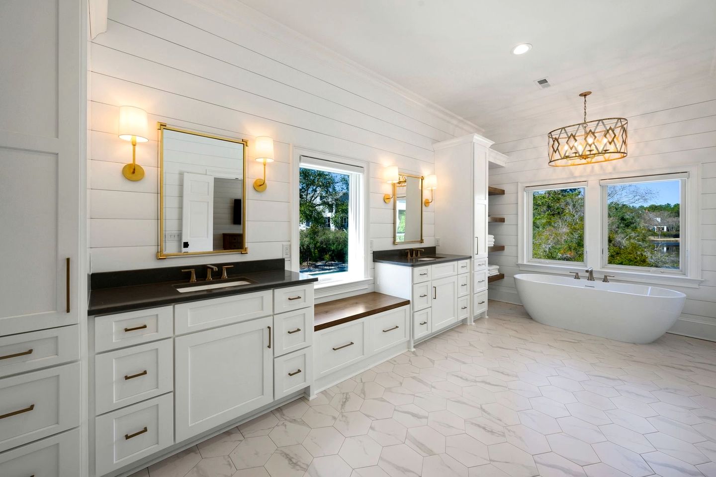 Fantastic Beach House with Swimming Pool in Georgetown, South Carolina