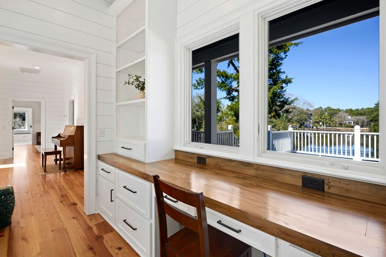 Beach Houses (United States of America, Georgetown, South Carolina)