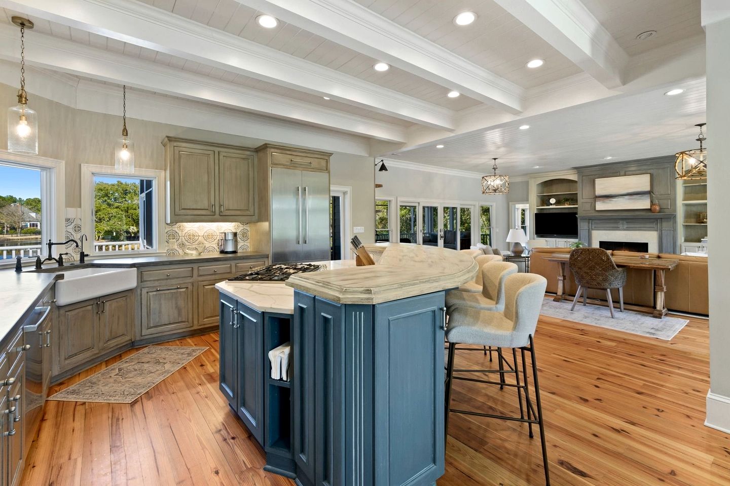 Fantastic Beach House with Swimming Pool in Georgetown, South Carolina