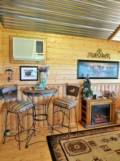 Cabins (United States of America, Bryan, Texas)