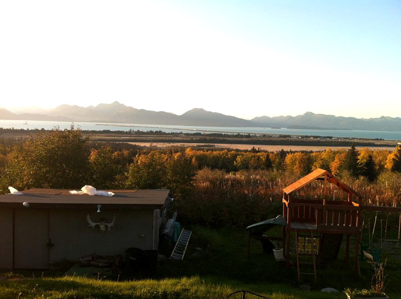 Lovely Bed and Breakfast Accommodation with Amazing Views on the Kachemak Bay, Alaska