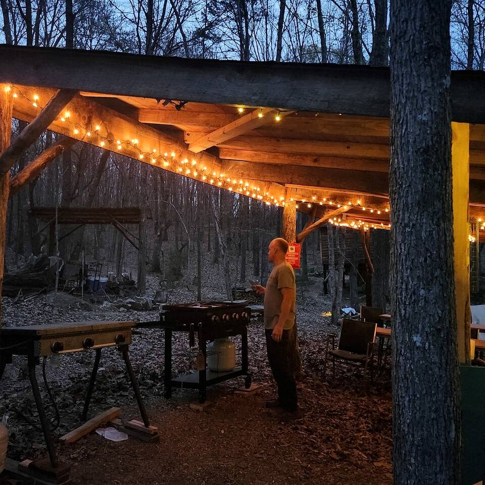 Cozy Treehouse Tent with Forest Trails near Waterfalls in Cumberland Plateau, TN