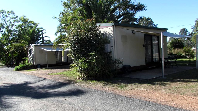 Cabins (Nanango, Queensland, Australia)