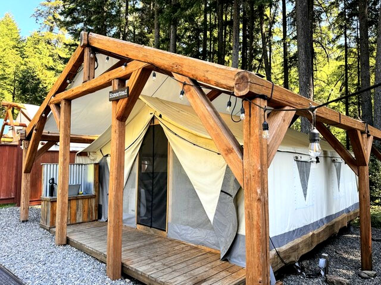 Glamping! Luxury Family Size Tent, Douglas County, Oregon