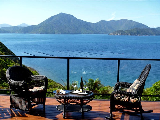 Nature Lodges (Pelorus Sound, South Island, New Zealand)