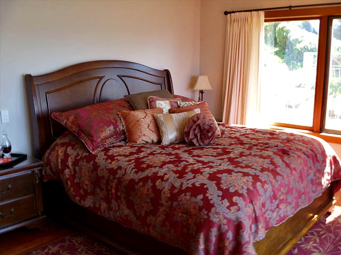 Nature Lodges (Pelorus Sound, South Island, New Zealand)